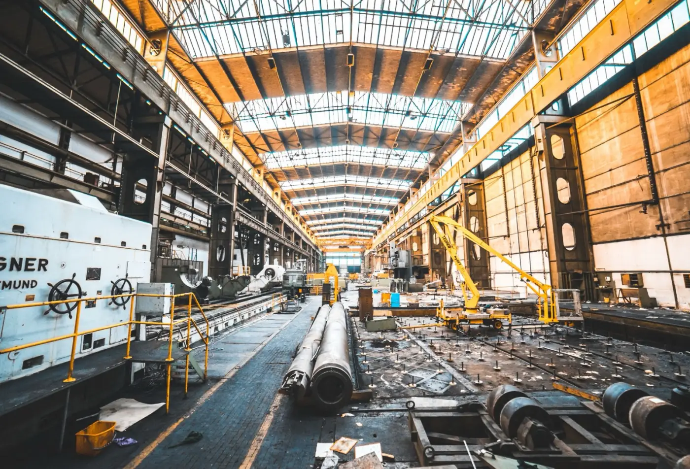 Production hall in a factory